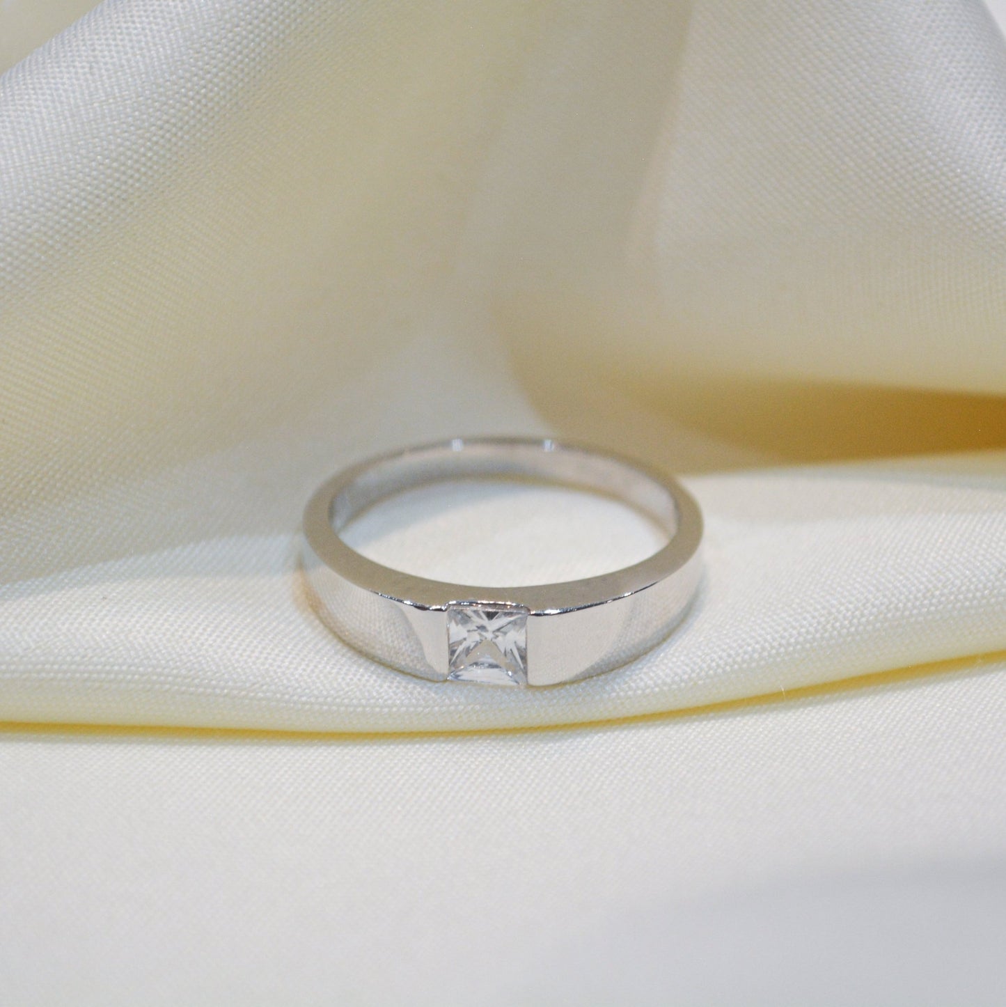 Dante Diamond Ring - zivar.in