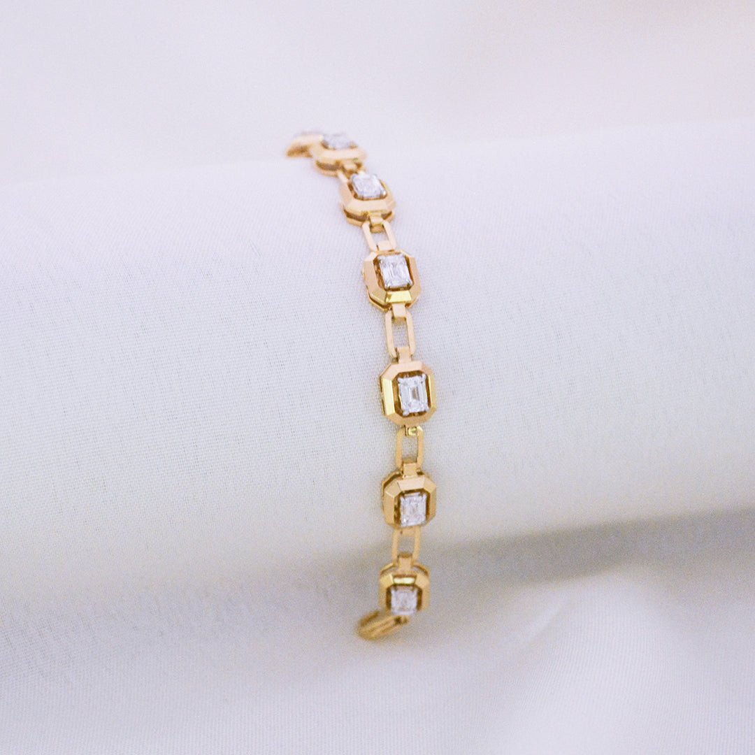 Isobel Diamond Solitaire Bracelet - zivar.in