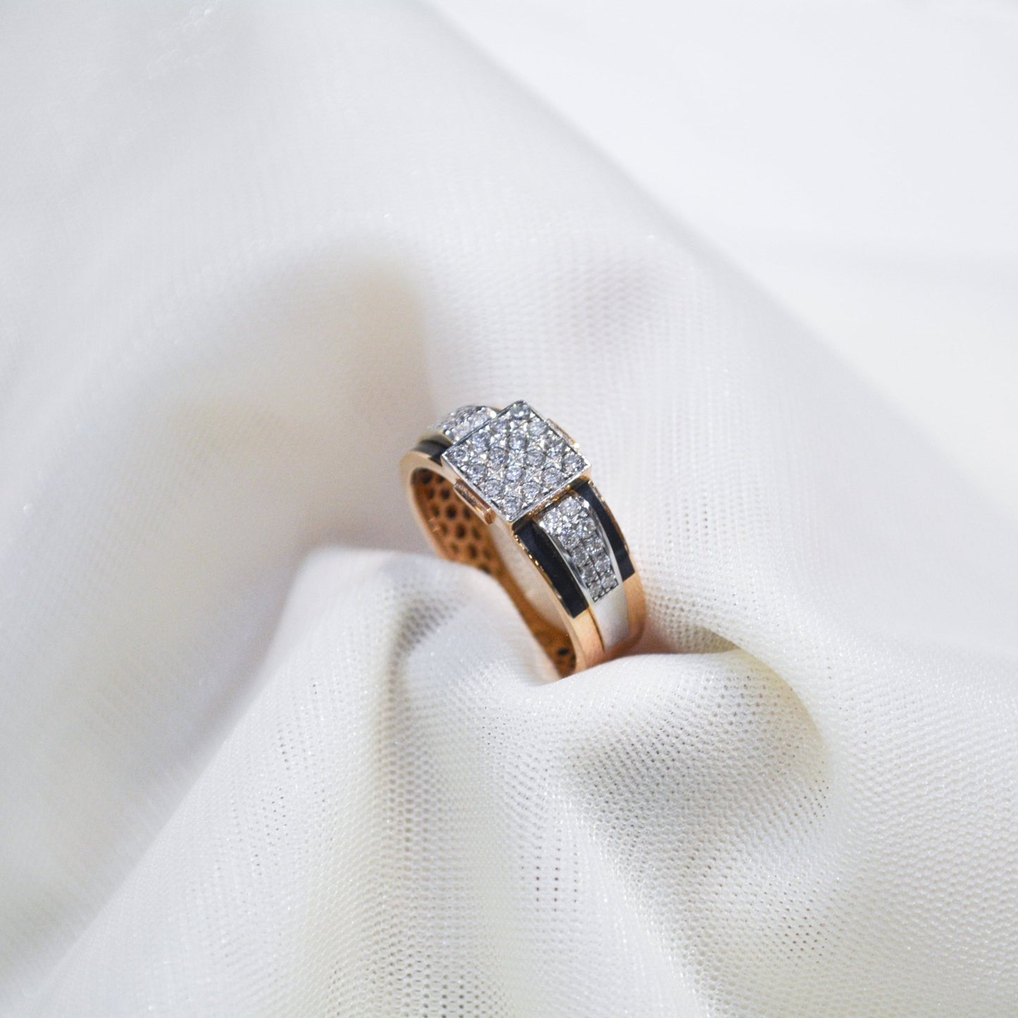 Sylas Diamond Ring in 18K Rose Gold with 0.667 Ct SI GH Diamonds - Zivar.in
