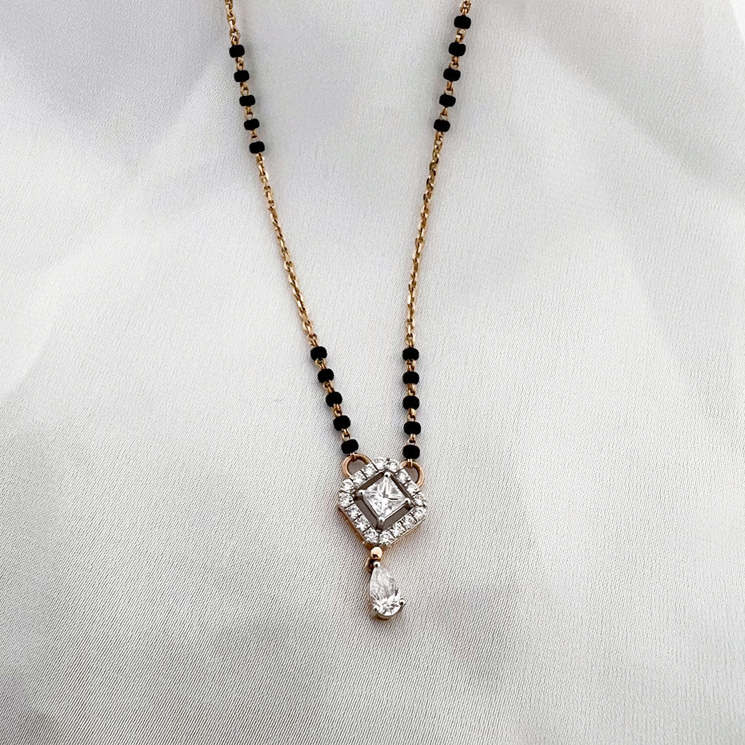 Tia Diamond Mangalsutra - zivar.in