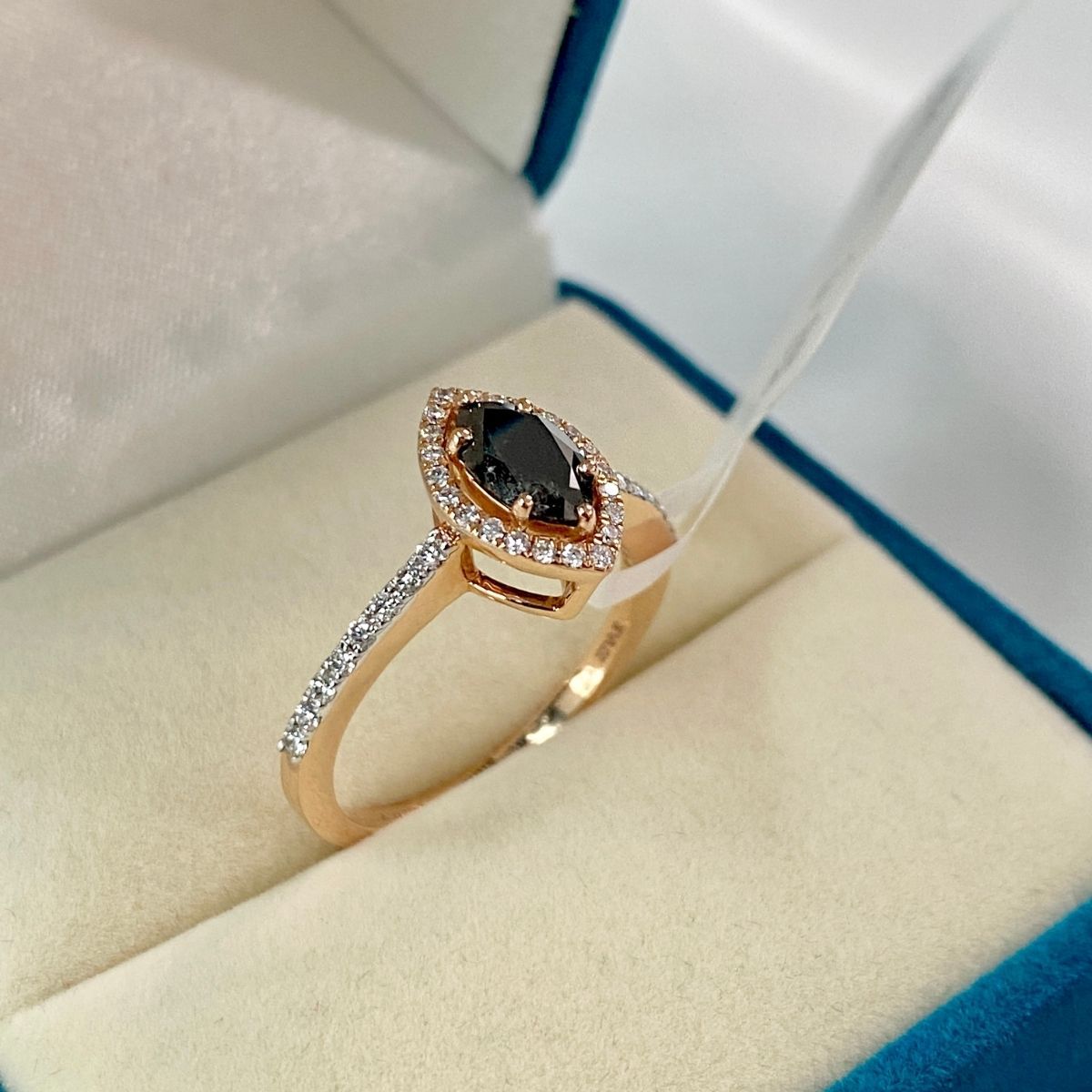 ANNIKA DIAMOND RING - zivar.co