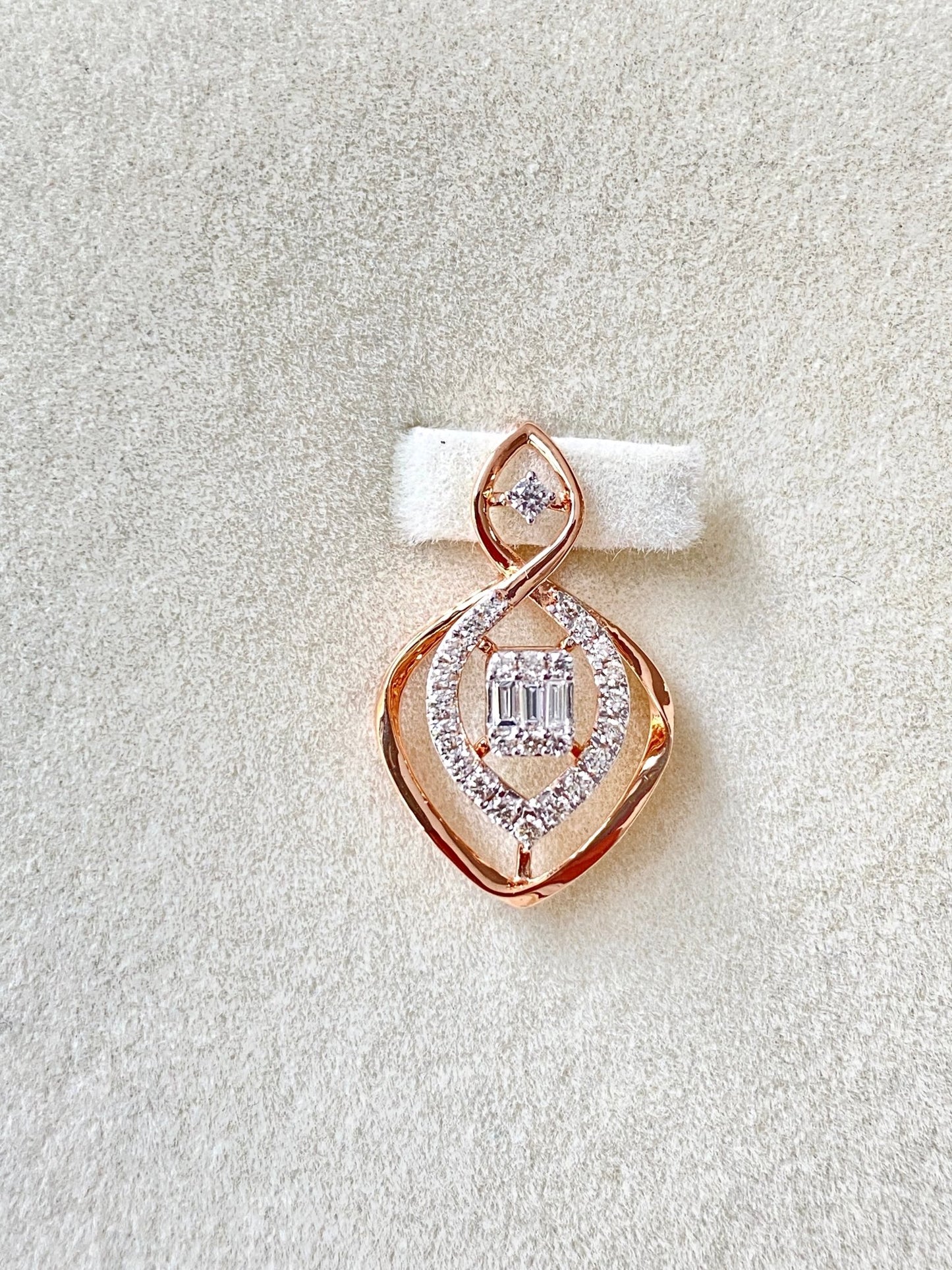 Autumn Diamond Pendant - zivar.in
