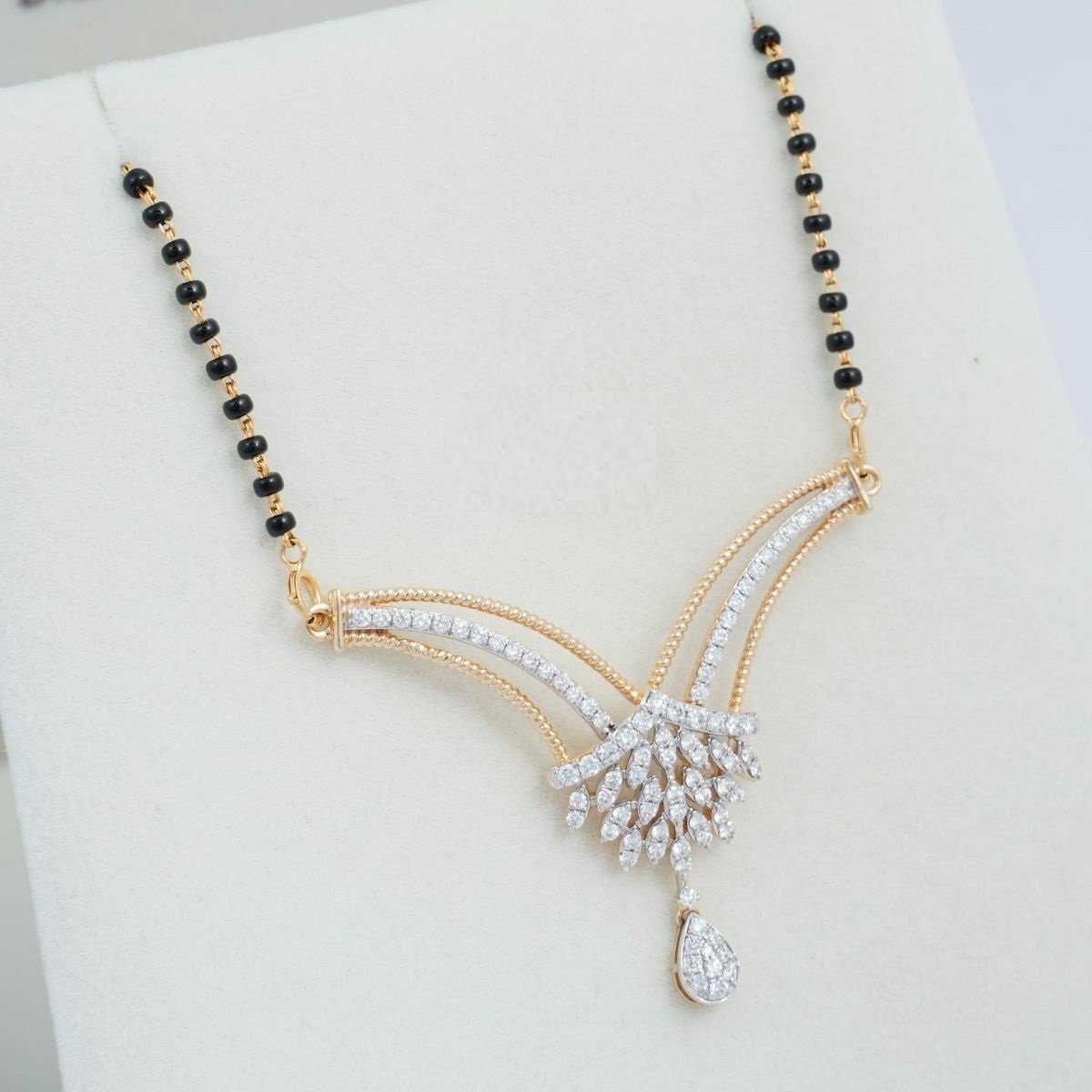 BHAVNA DIAMOND MANGALSUTRA - zivar.co