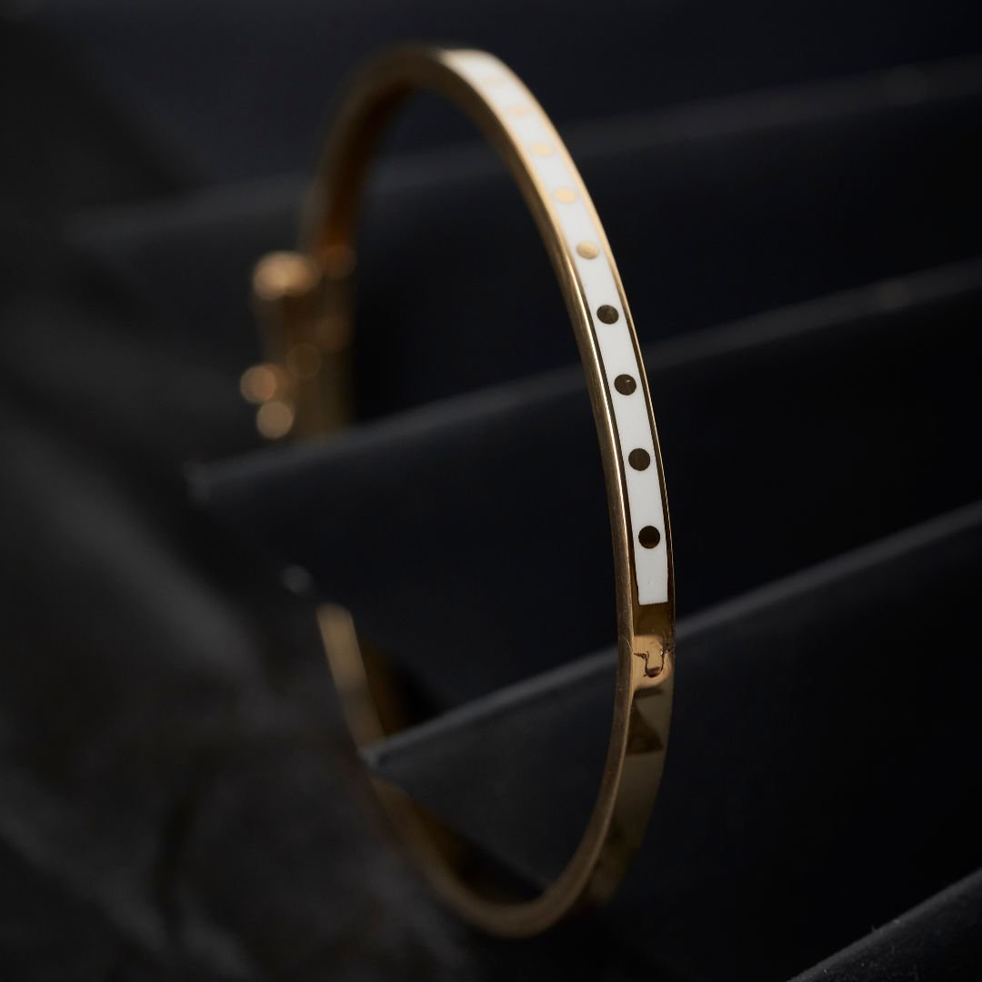 Camellia Gold Brcaelet - zivar.in