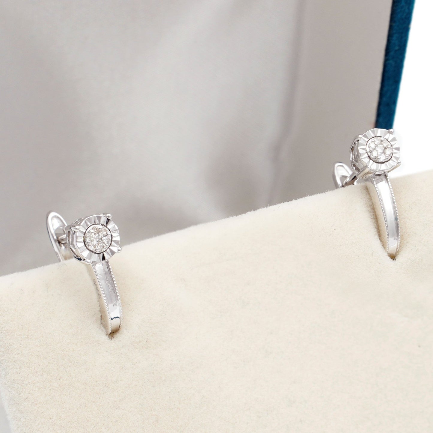 Ekvira Diamond Earring - zivar.co