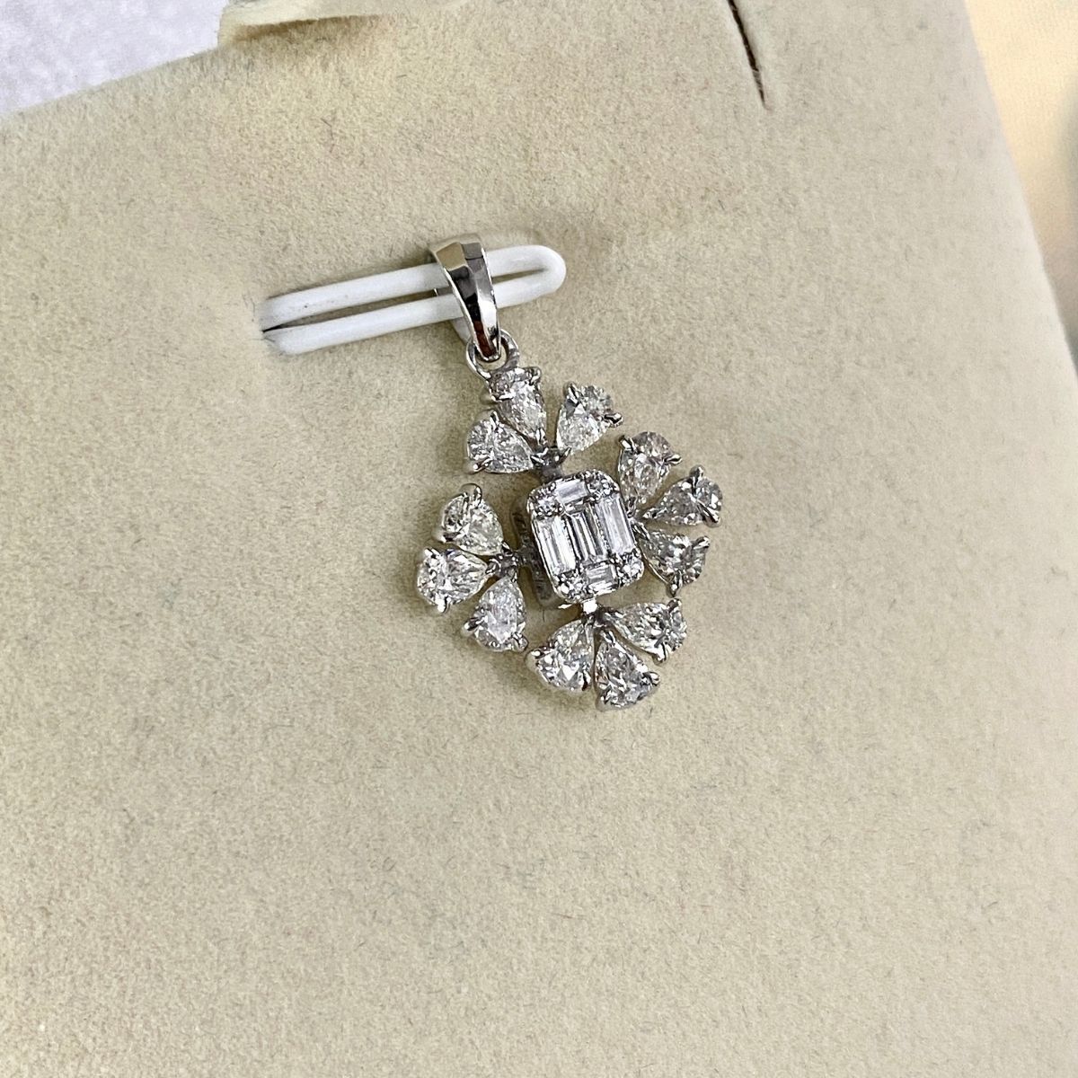 Fallon Diamond Pendant - zivar.co