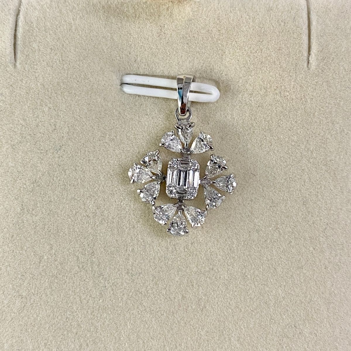 Fallon Diamond Pendant - zivar.co