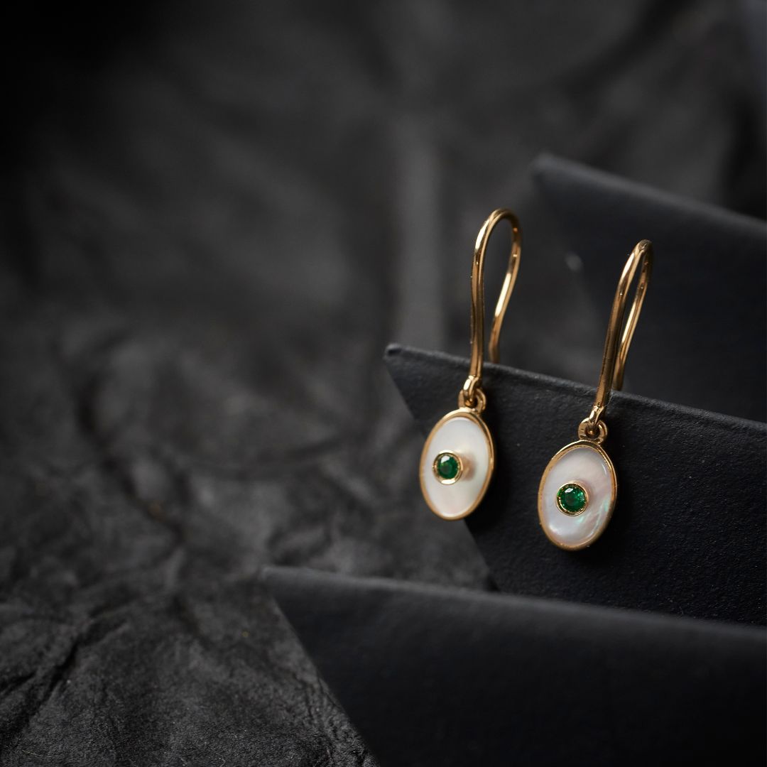 Green Gold Dangler - zivar.in