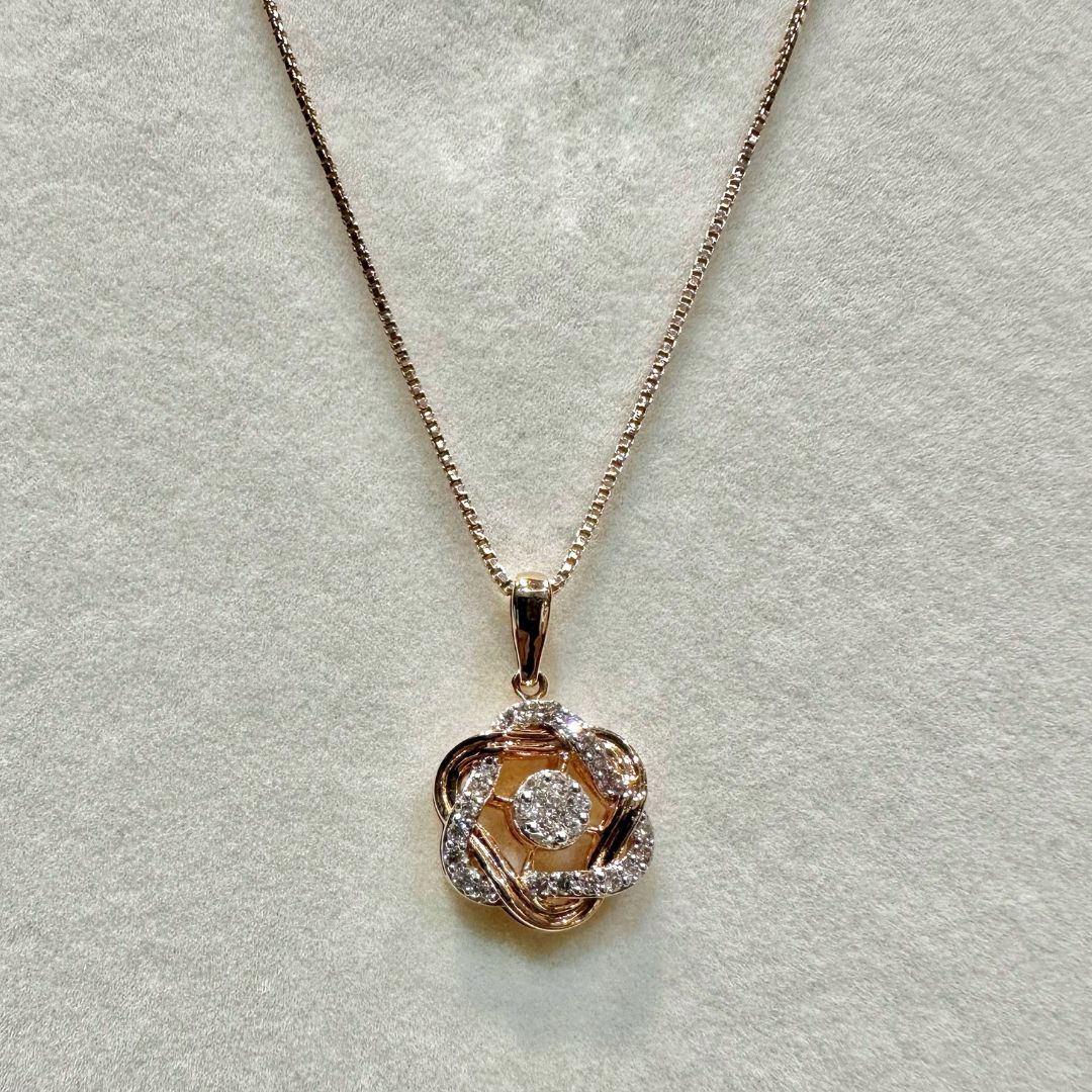 Jayden Diamond Pendant - zivar.in