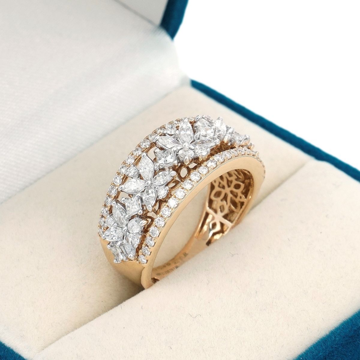Laura Diamond Ring - zivar.co