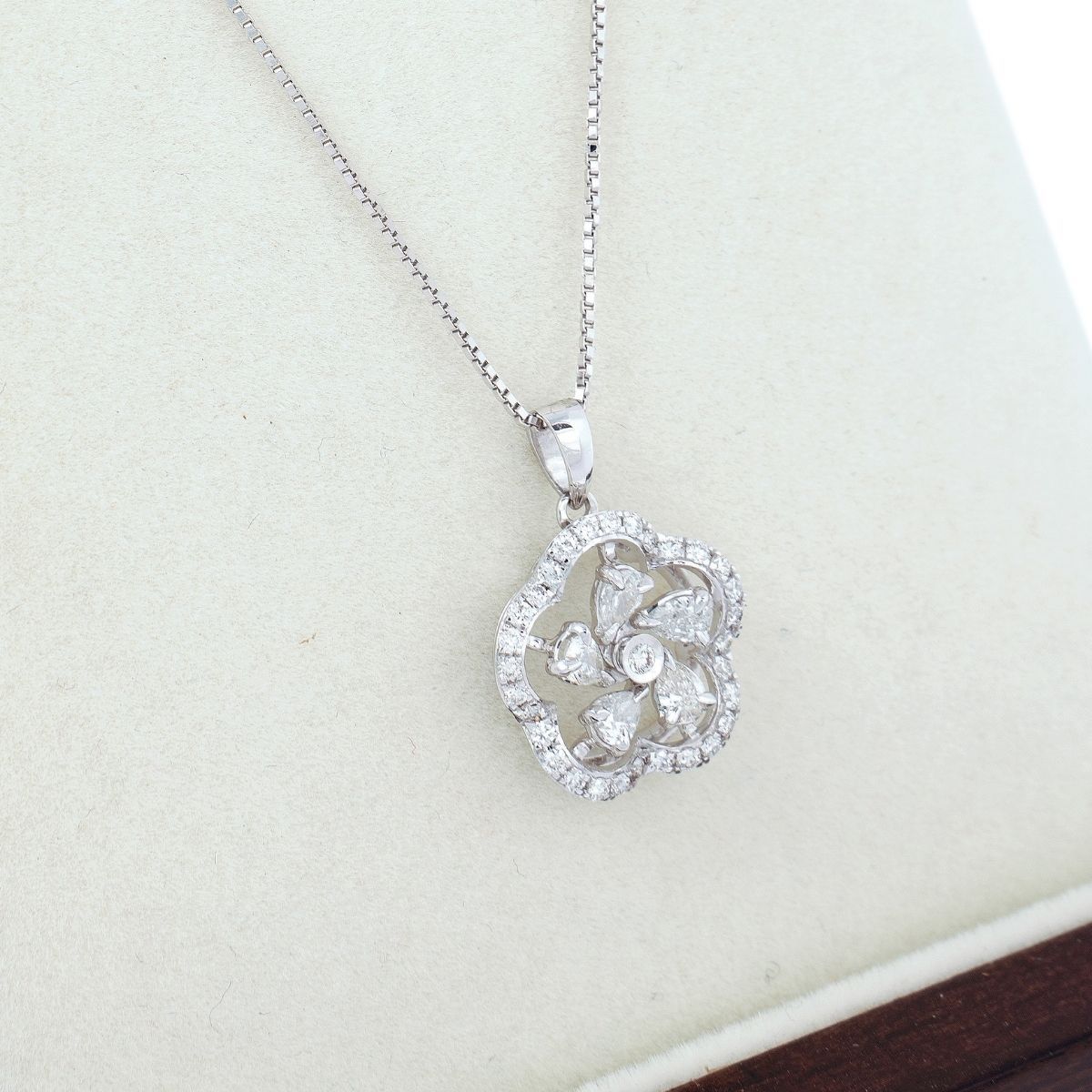 LESLIE DIAMOND PENDANT - zivar.co