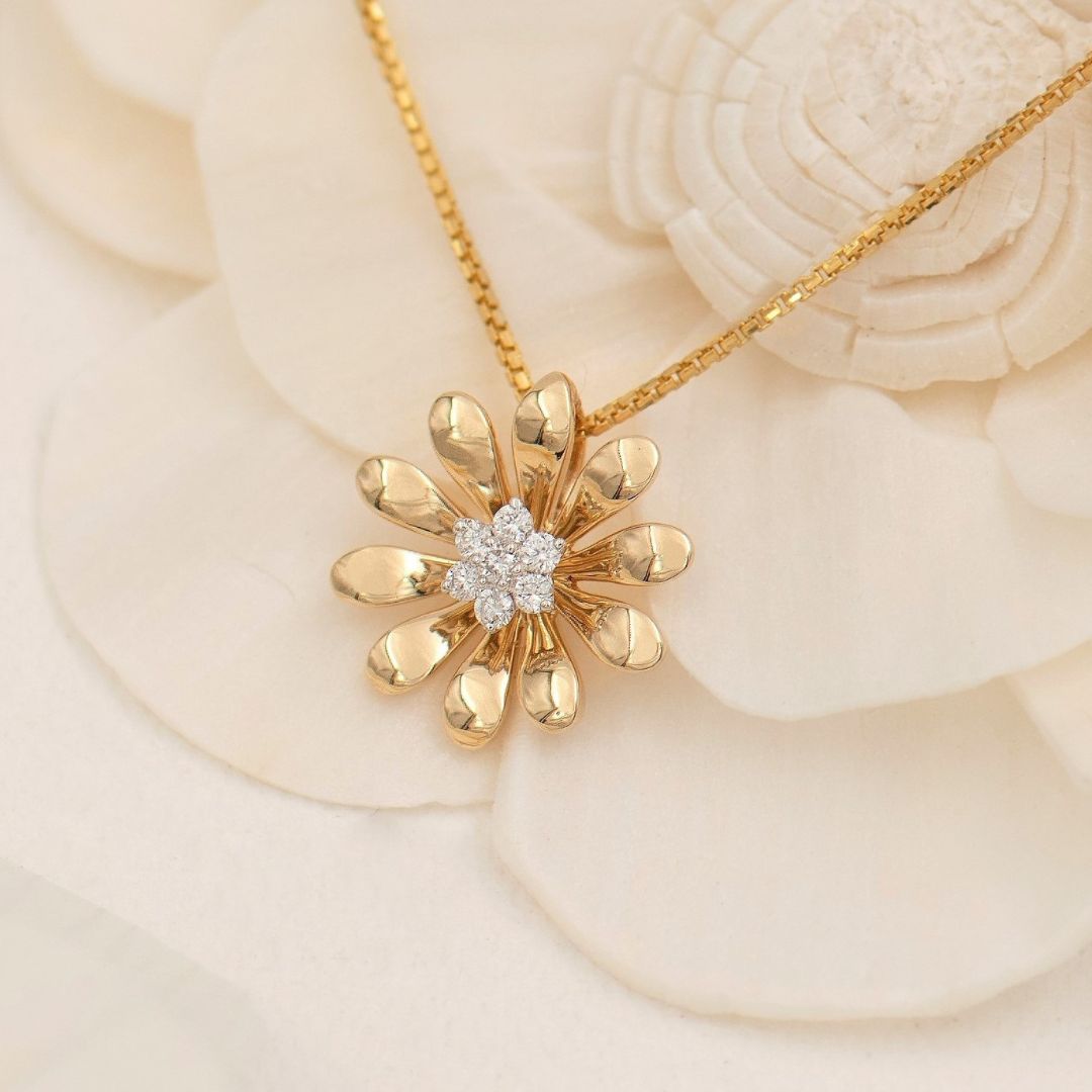 pony Diamond Pendant - zivar.in