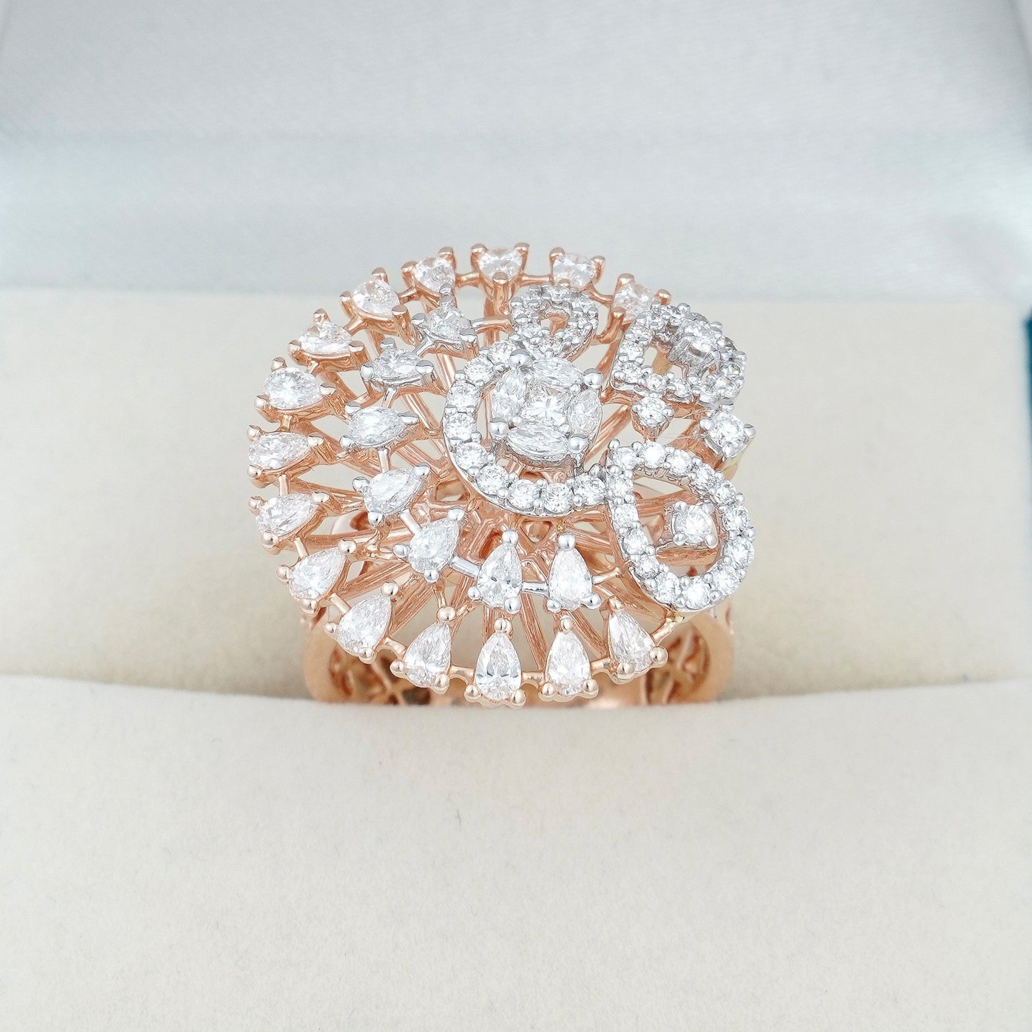 Royal Diamond Ring - zivar.in