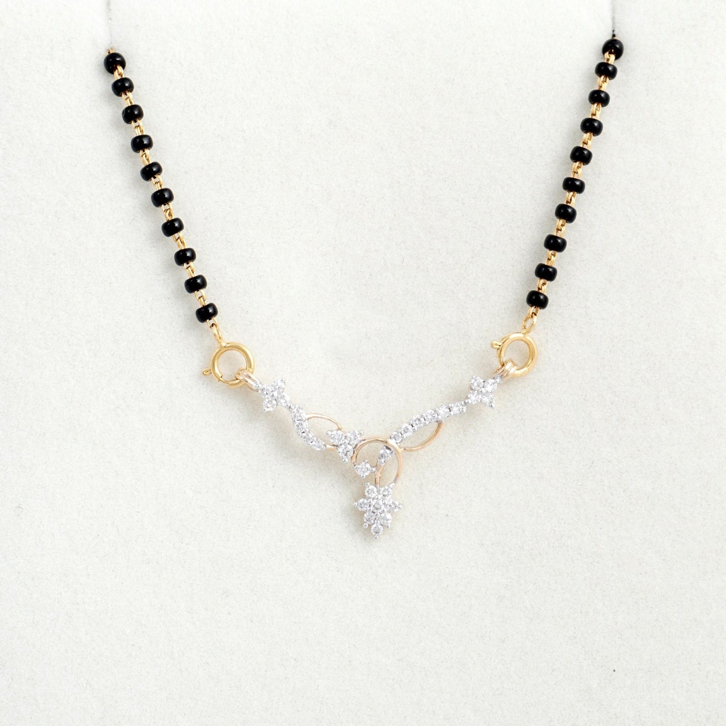 SHREYA DIAMOND MANGALSUTRA - zivar.co