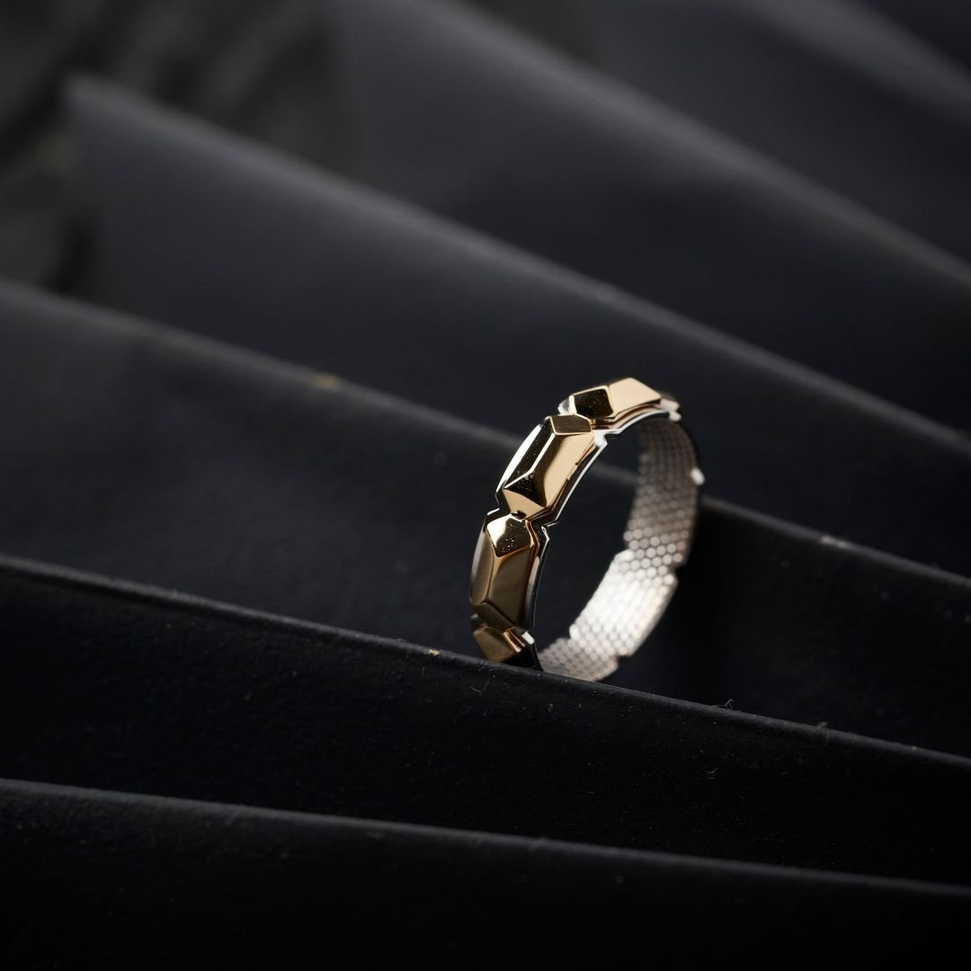 Tulip Gold Ring - zivar.in