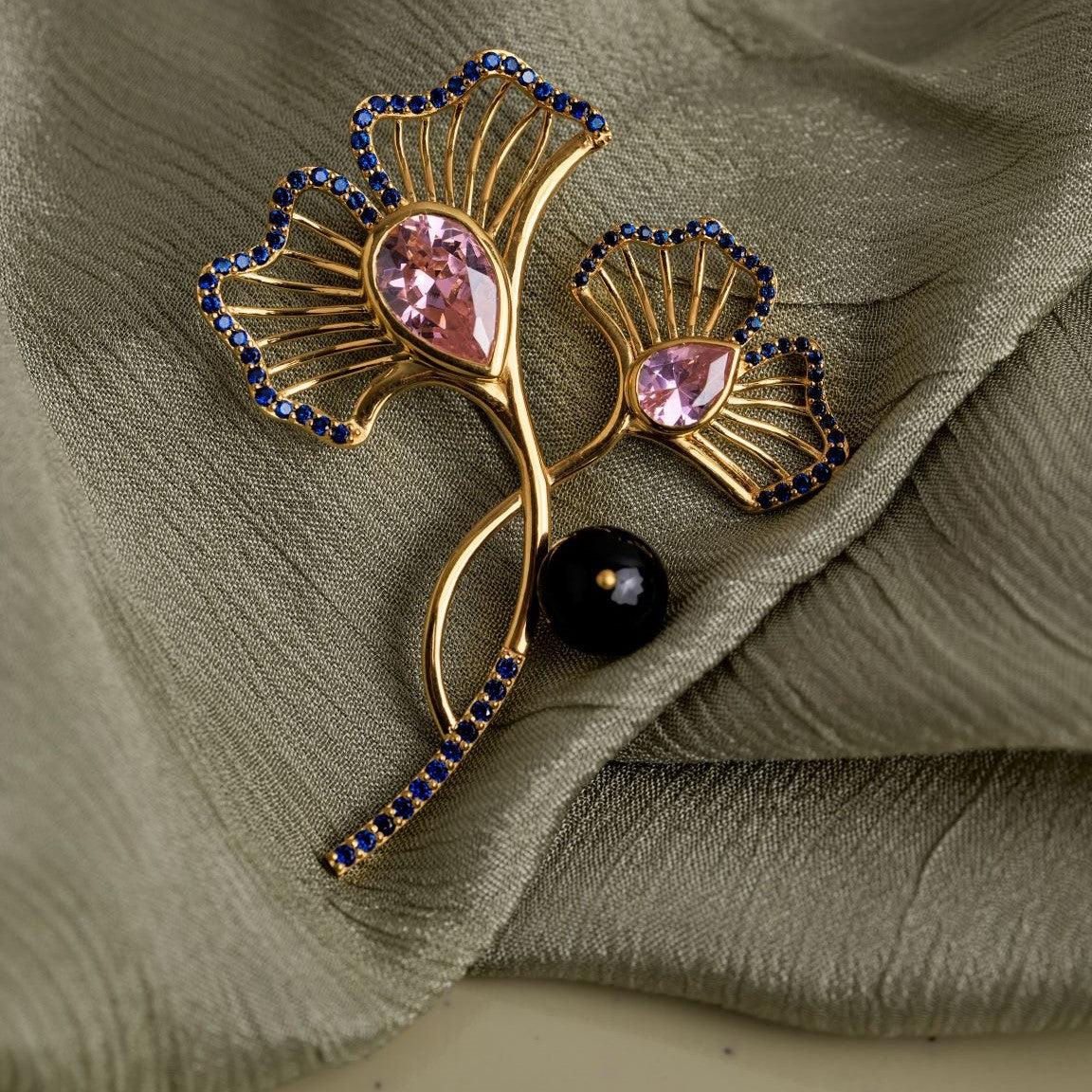 Ginkgo Royal Brooch
