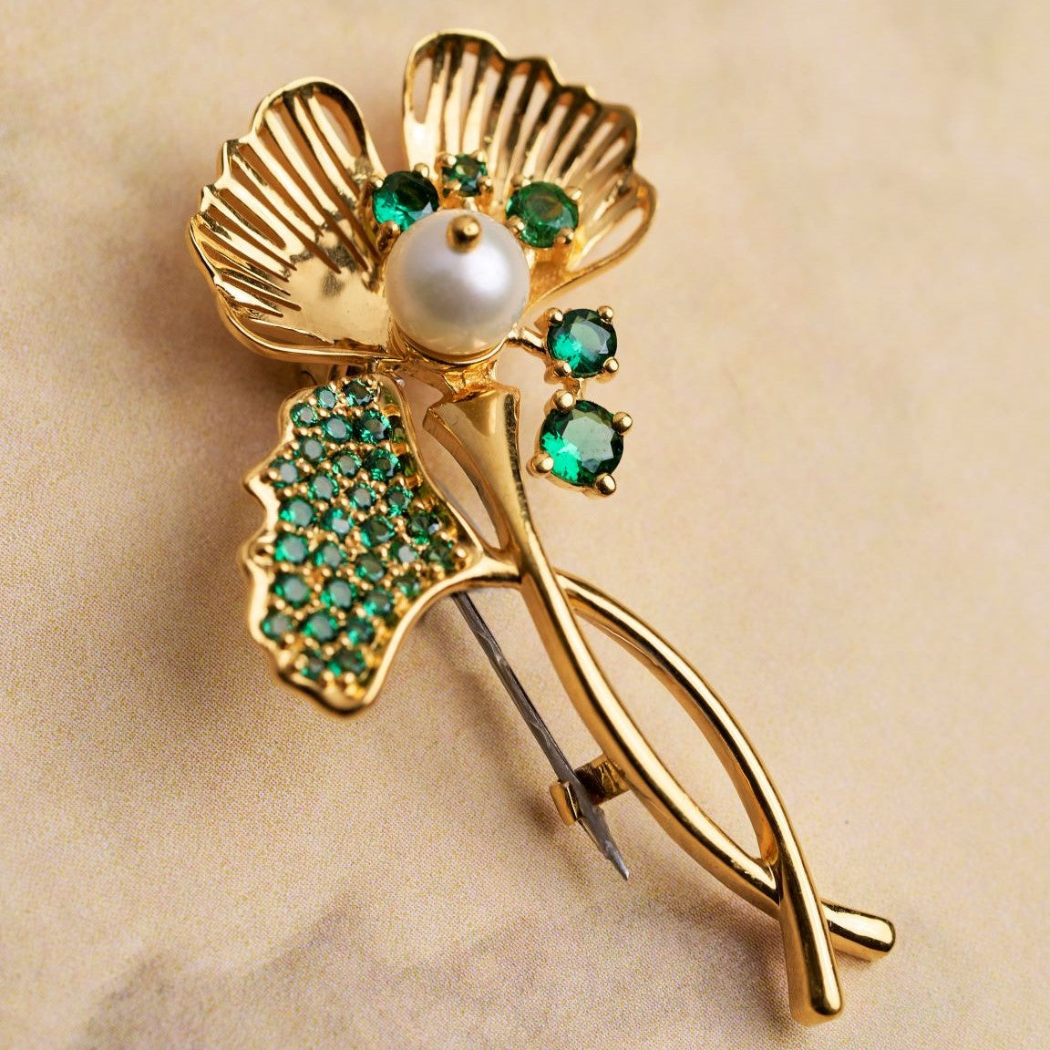 The Botanica Brooch