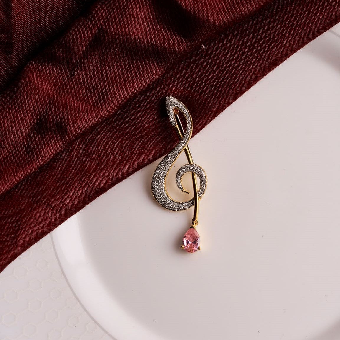 Melodia Treble Brooch