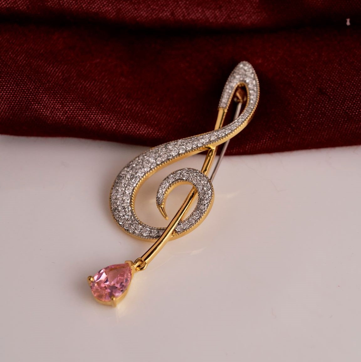 Melodia Treble Brooch