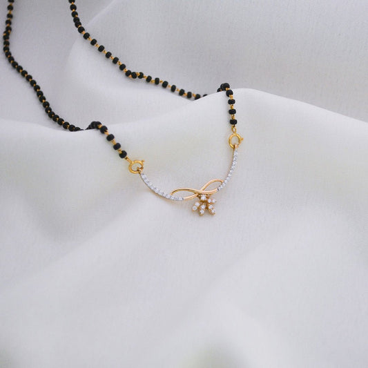 Ekiye Diamond Mangalsutra - zivar.in
