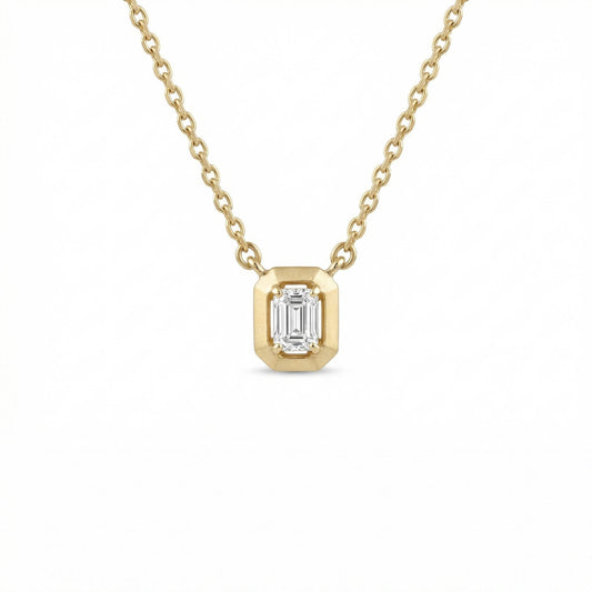 Emerald Diamond Solitaire Neckpiece