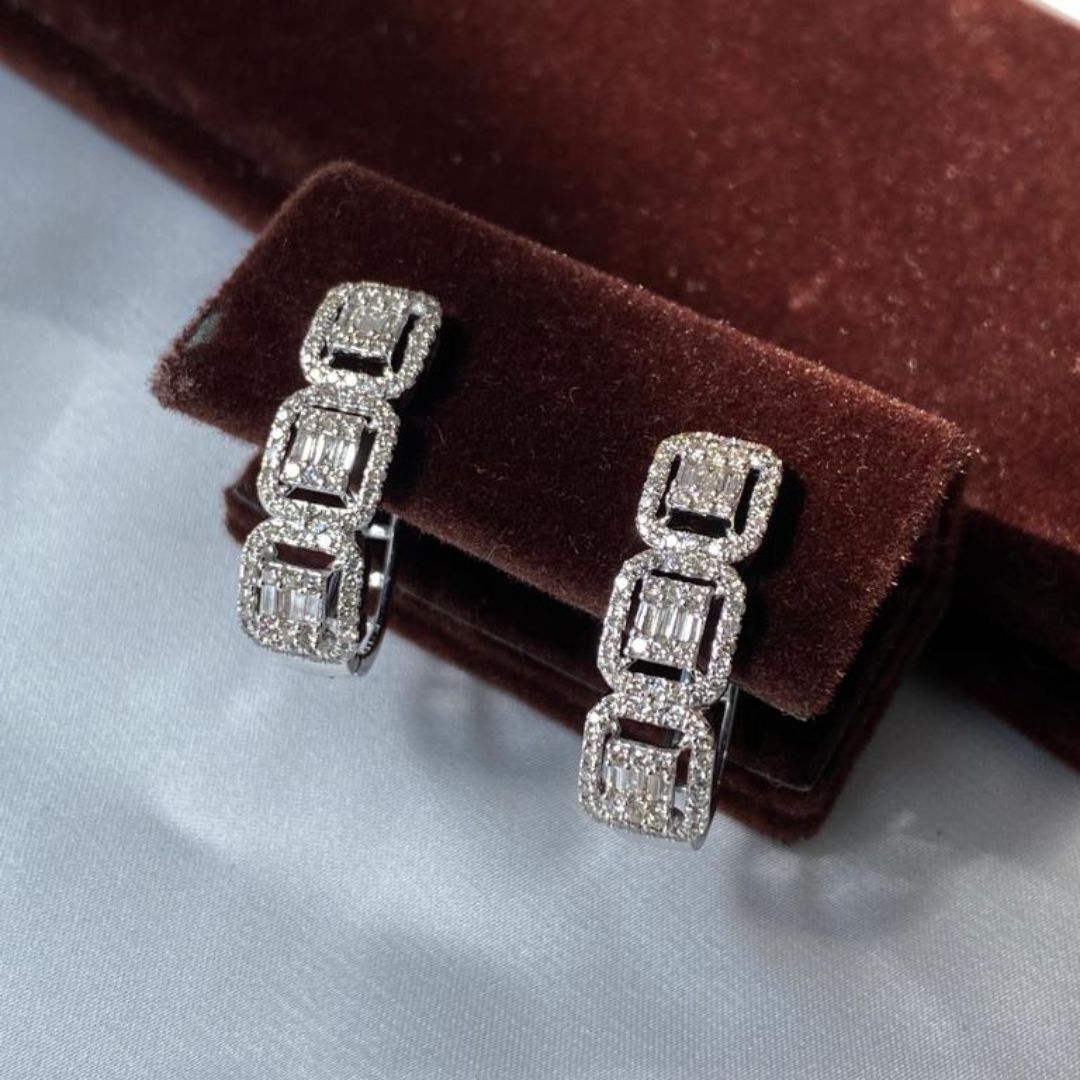 Fab Diamond Earrings - zivar.in