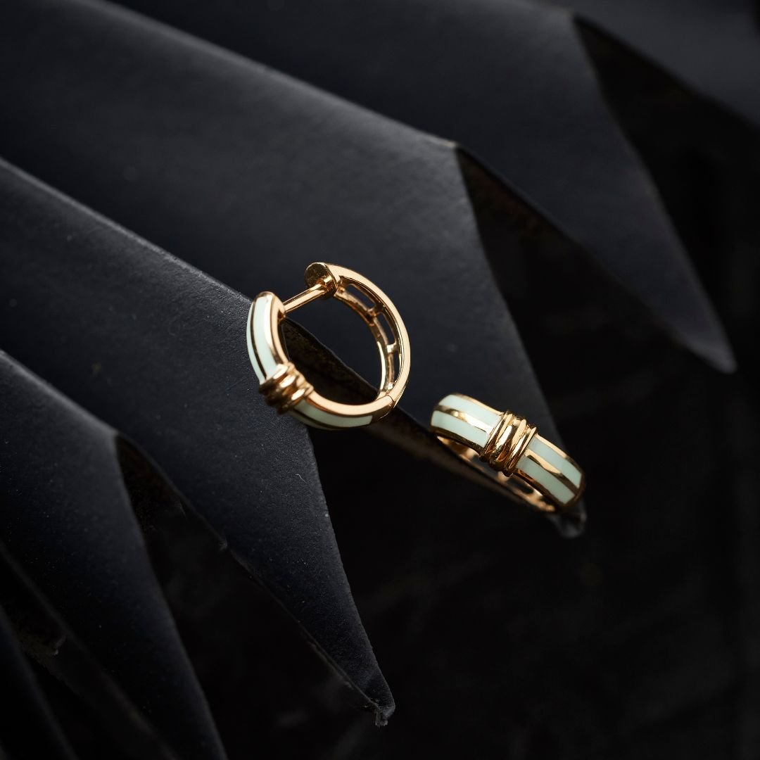 Glowio Gold Hoops - zivar.in