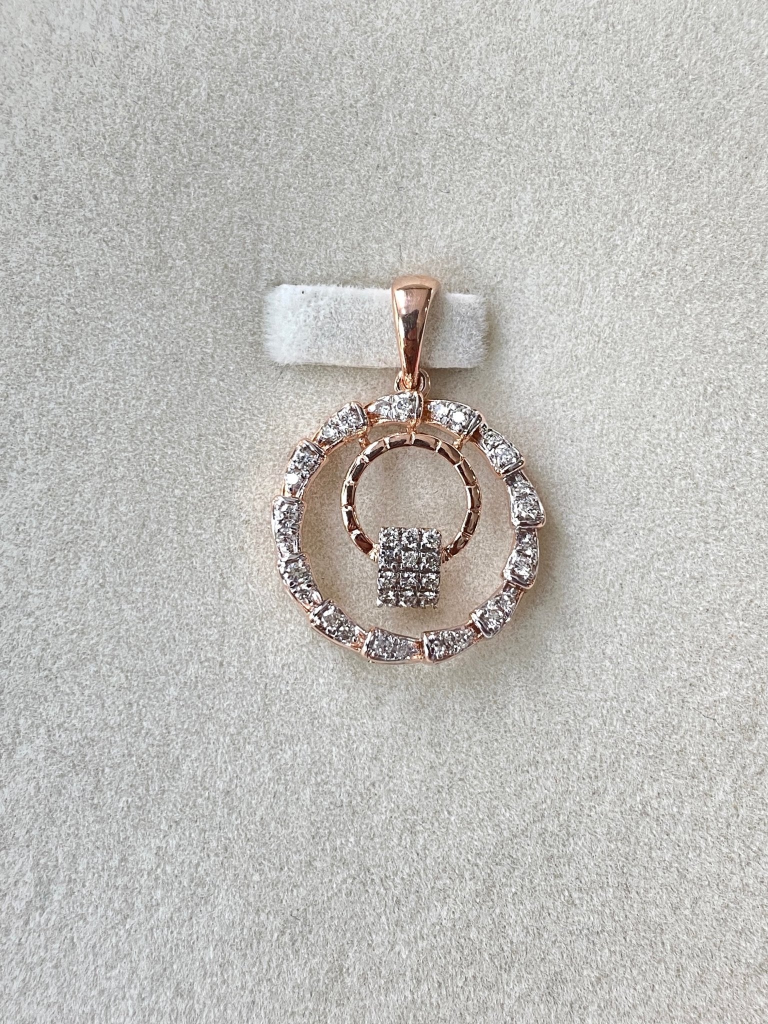 Jacey Diamond Pendant - zivar.in