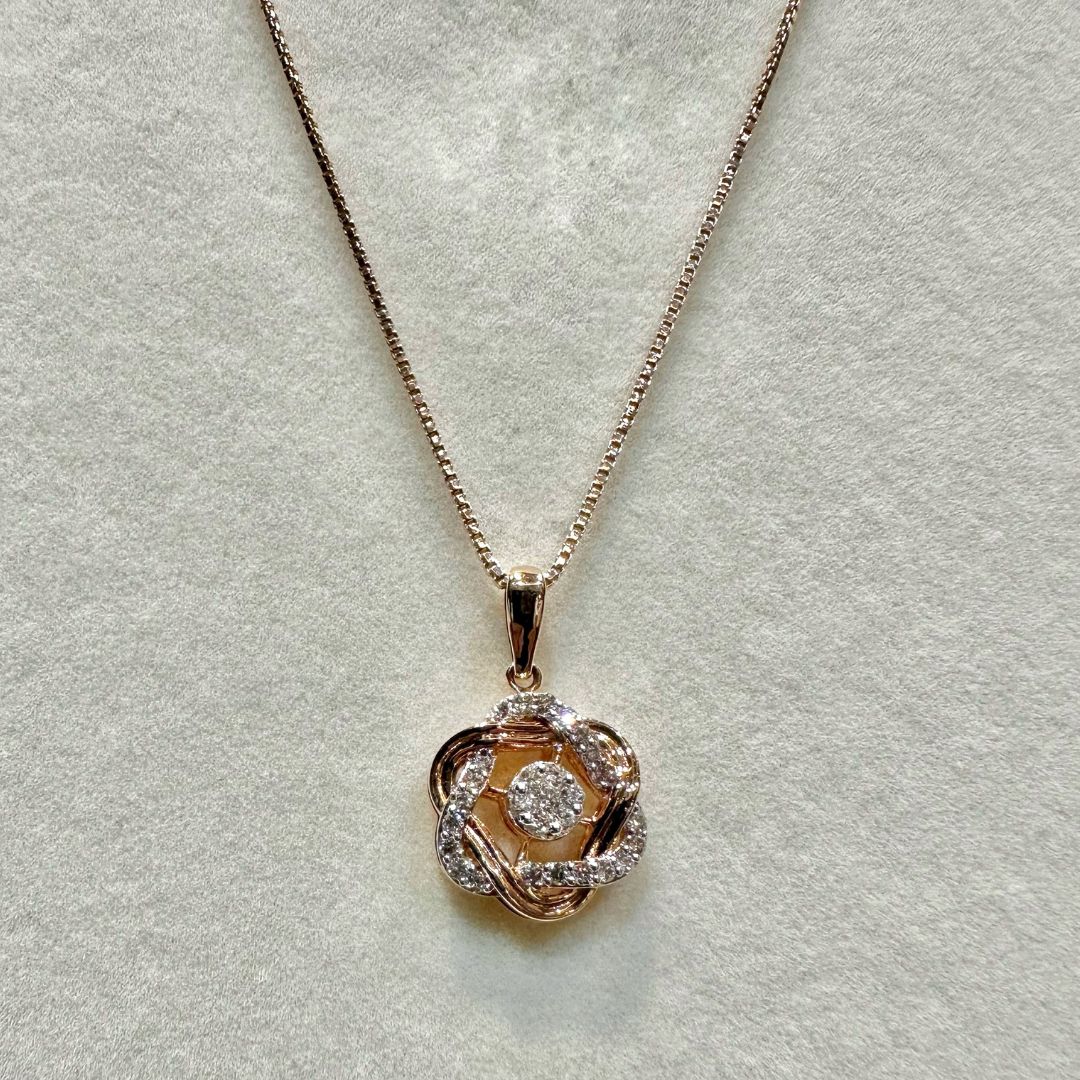 Jayden Diamond Pendant - zivar.in