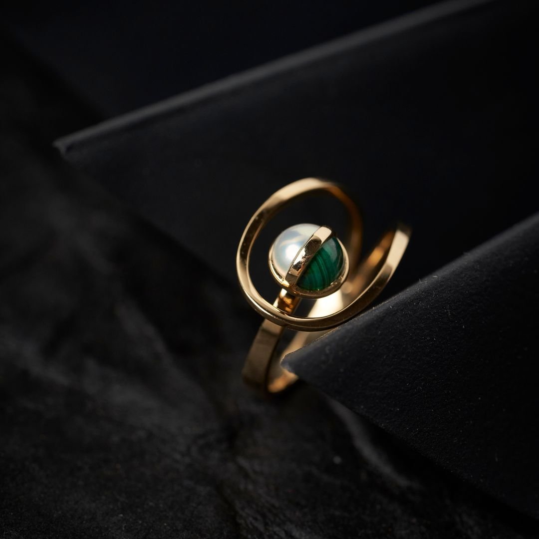 Malachite Mother Of Pearl Ring - zivar.in