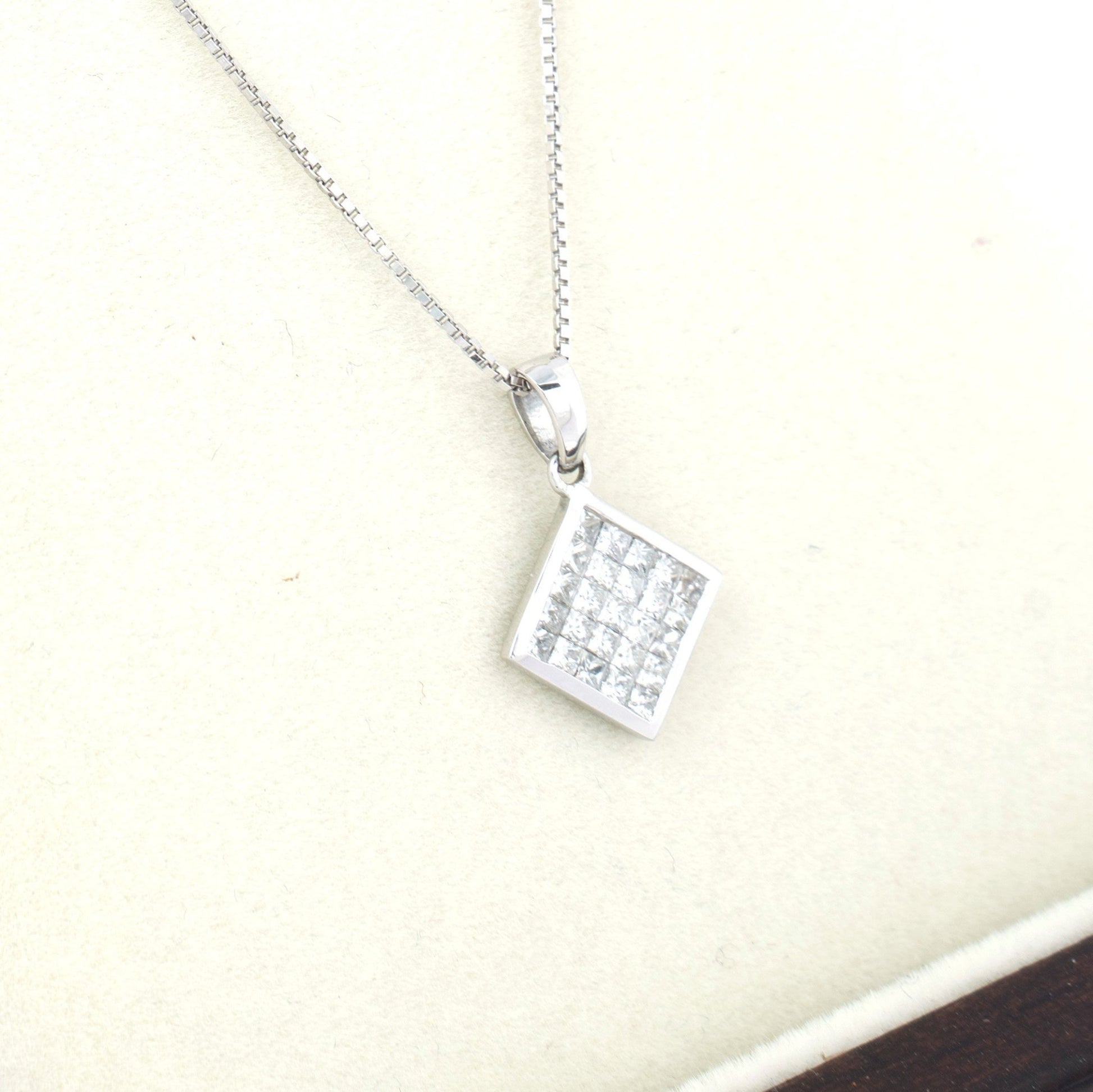 Riley Diamond Pendant - zivar.co