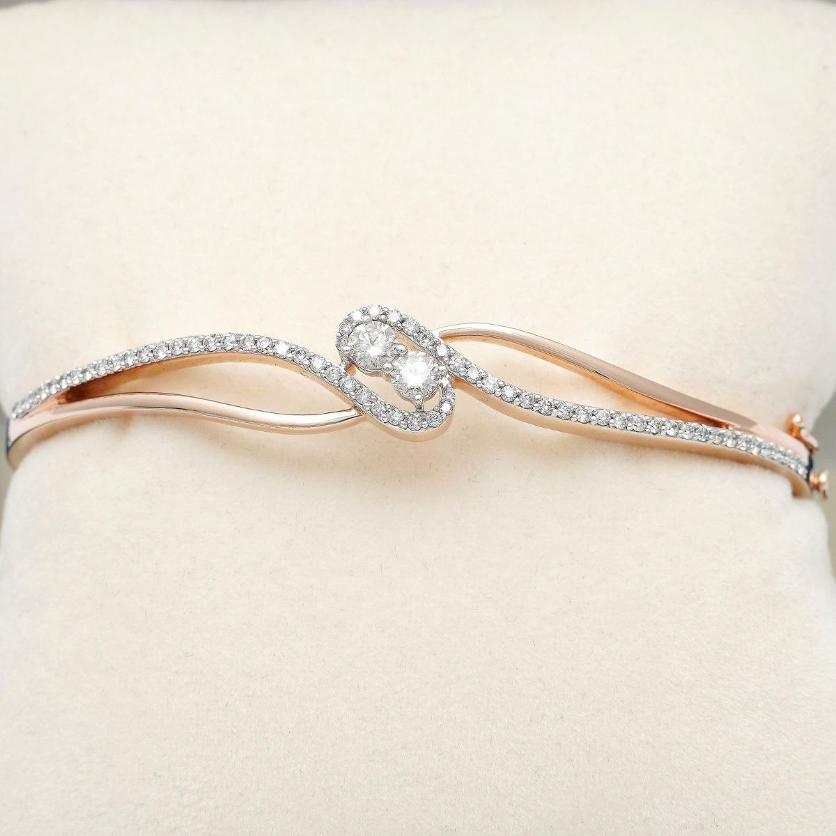 SAMRITA DIAMOND BRACELET - zivar.co
