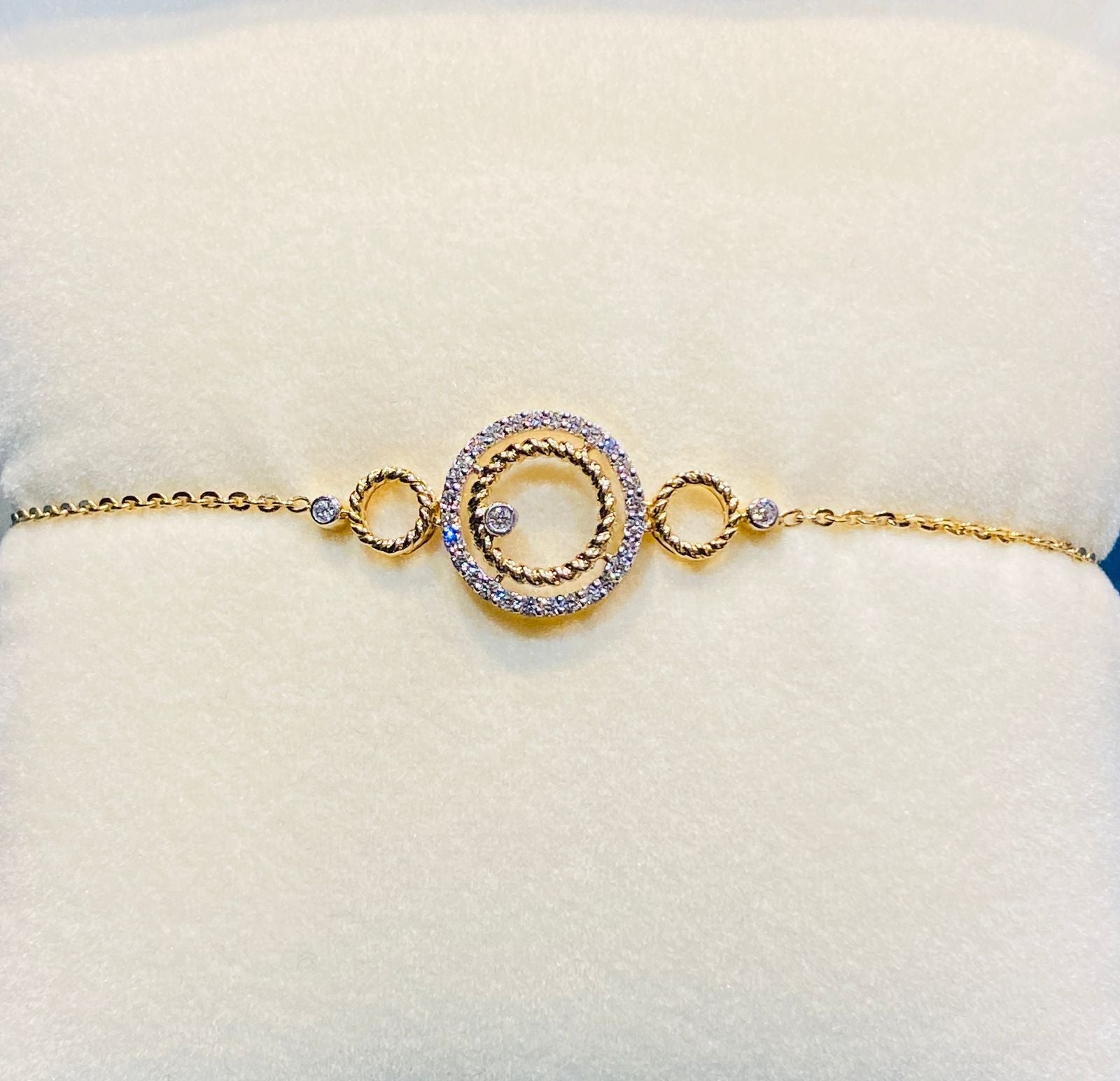 Tori Diamond Bracelet - zivar.in