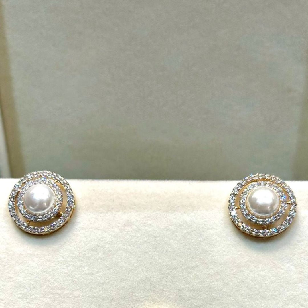 White Pearl Diamond Earring - zivar.in