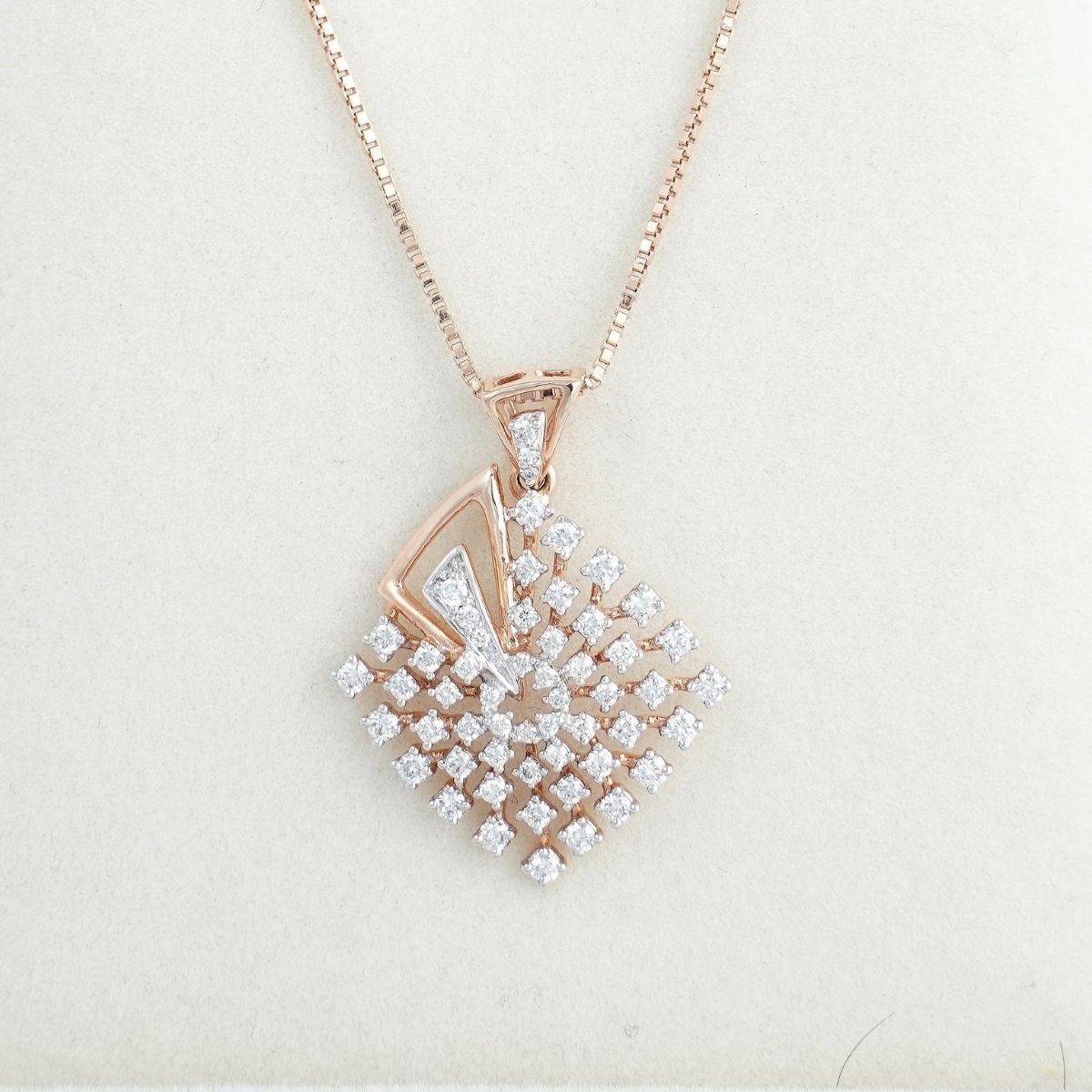 YARA DIAMOND PENDANT - zivar.co