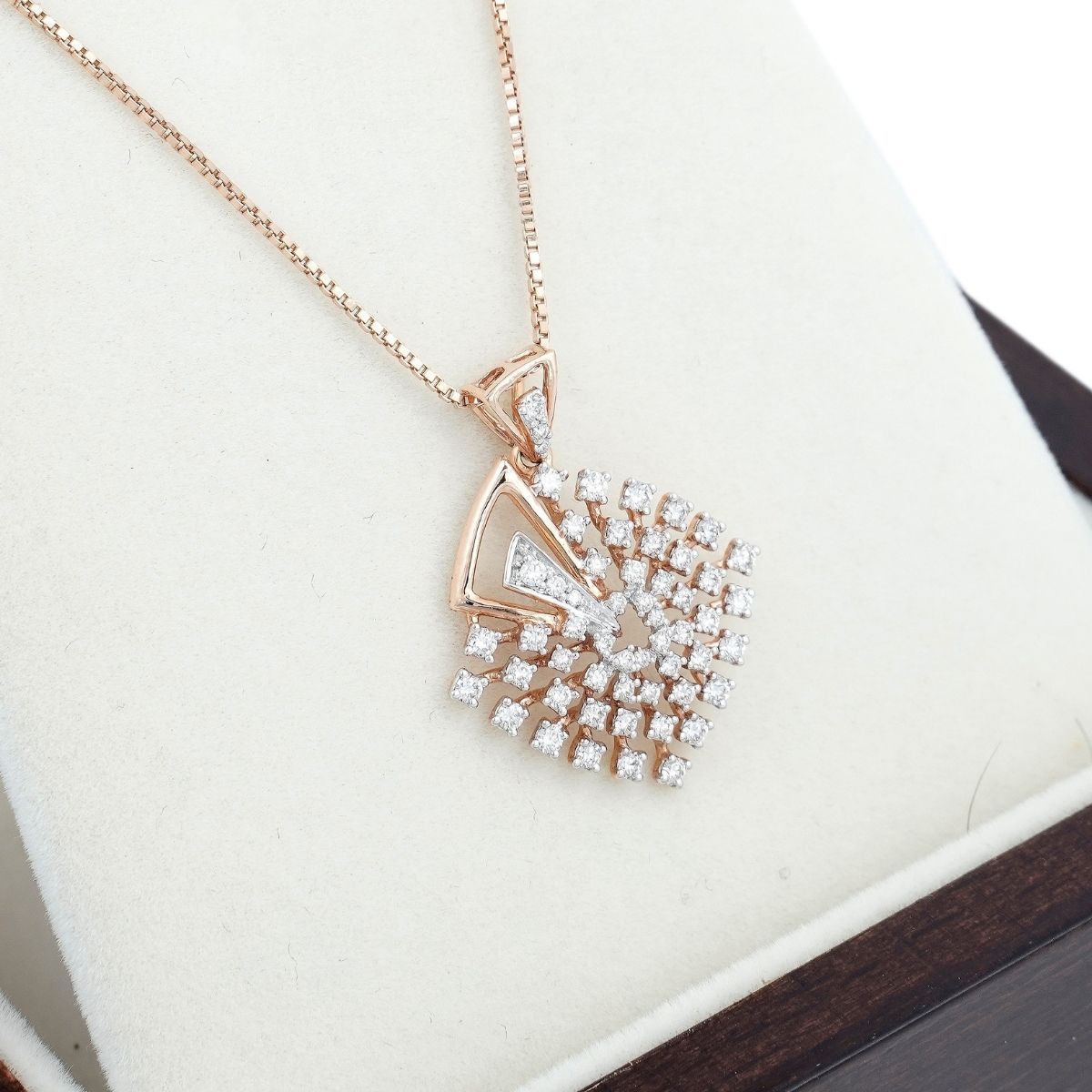 YARA DIAMOND PENDANT - zivar.co